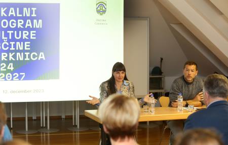 JAVNA RAZPRAVA O STRATEGIJI ZA KULTURO 05 FOTO LJUBO VUKELIČ